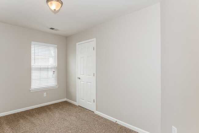 Building Photo - 14910 Asheton Creek Dr