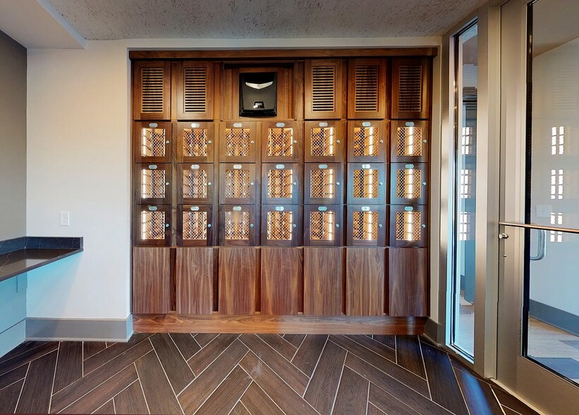 Building Photo - 2550 Blackmon Dr