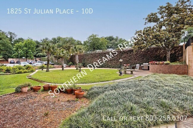 Building Photo - 1825 St Julian Pl