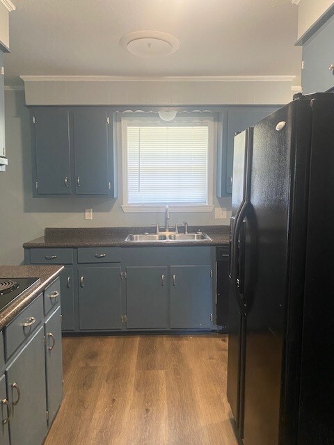 Kitchen - 1965 Flowers Dr