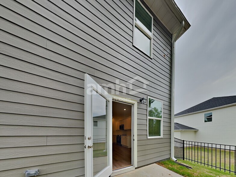 Building Photo - 214 Hickory Pointe Rd