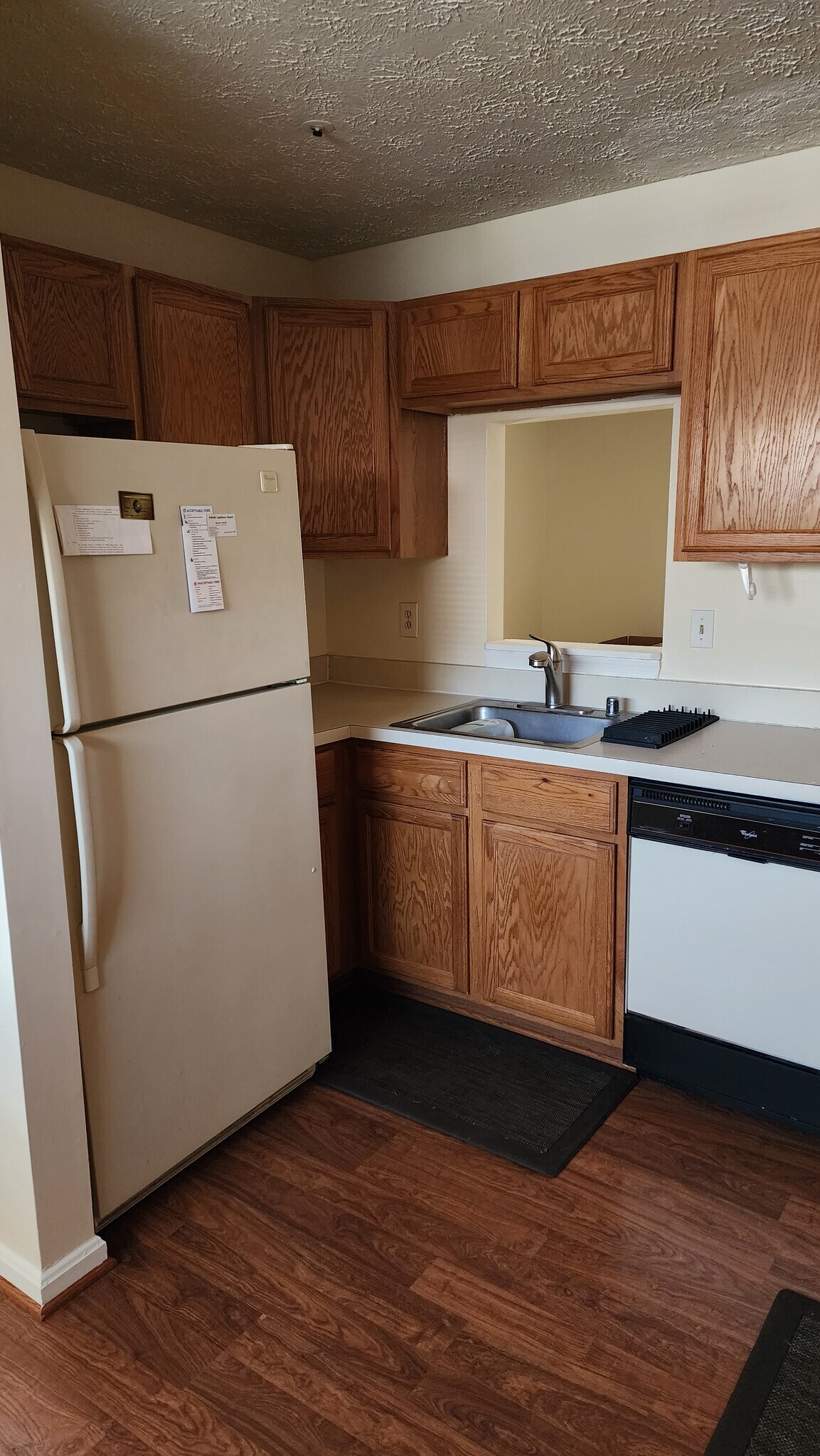 Building Photo - 134 Azalea Ct