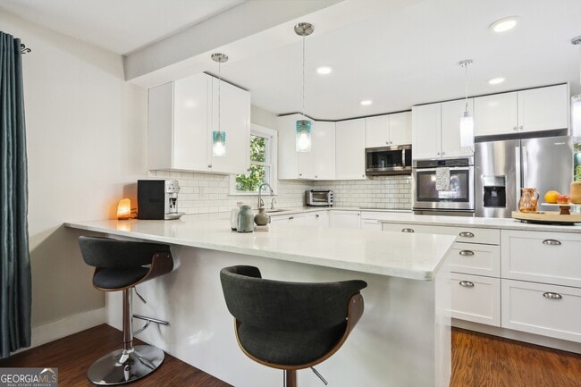 Building Photo - 515 Rock Shadow Ct