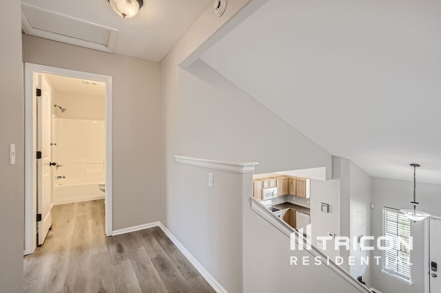 Building Photo - 7363 Ocean Ridge St