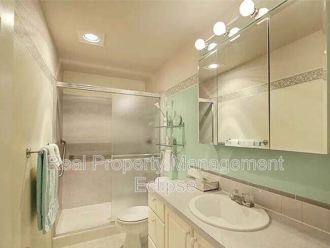 Building Photo - 2448 NW 59th St