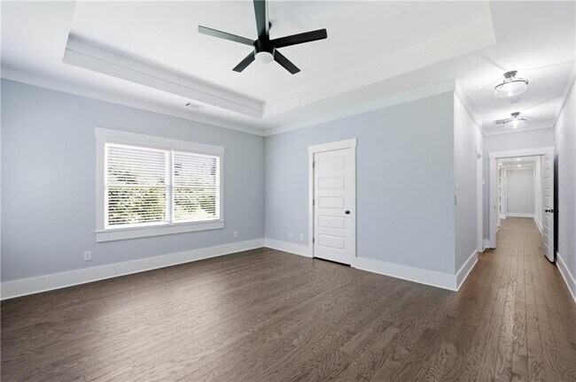 Building Photo - 254 Lamon Ave SE