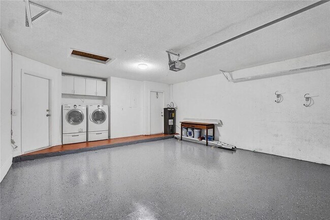 Building Photo - 5248 NW 117th Ave