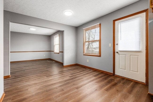 Building Photo - 8308 Talia Ct