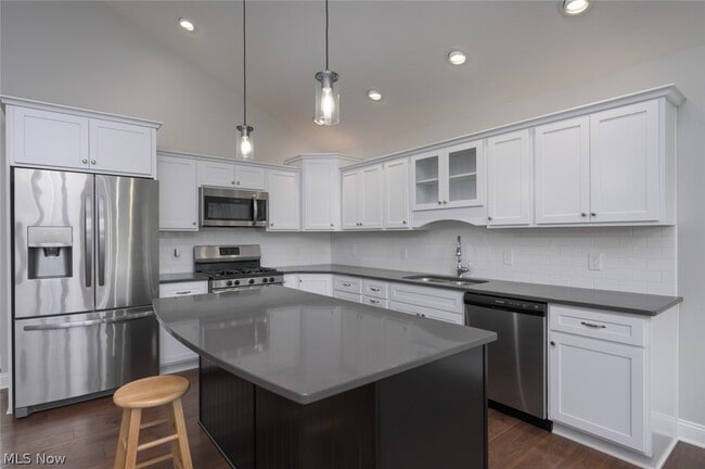 Building Photo - 15335 Knox Cir