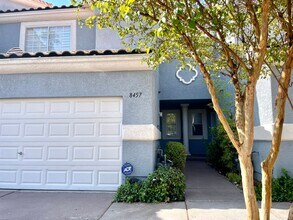 Building Photo - Hidden Gem in Gated Community - Summerlin
