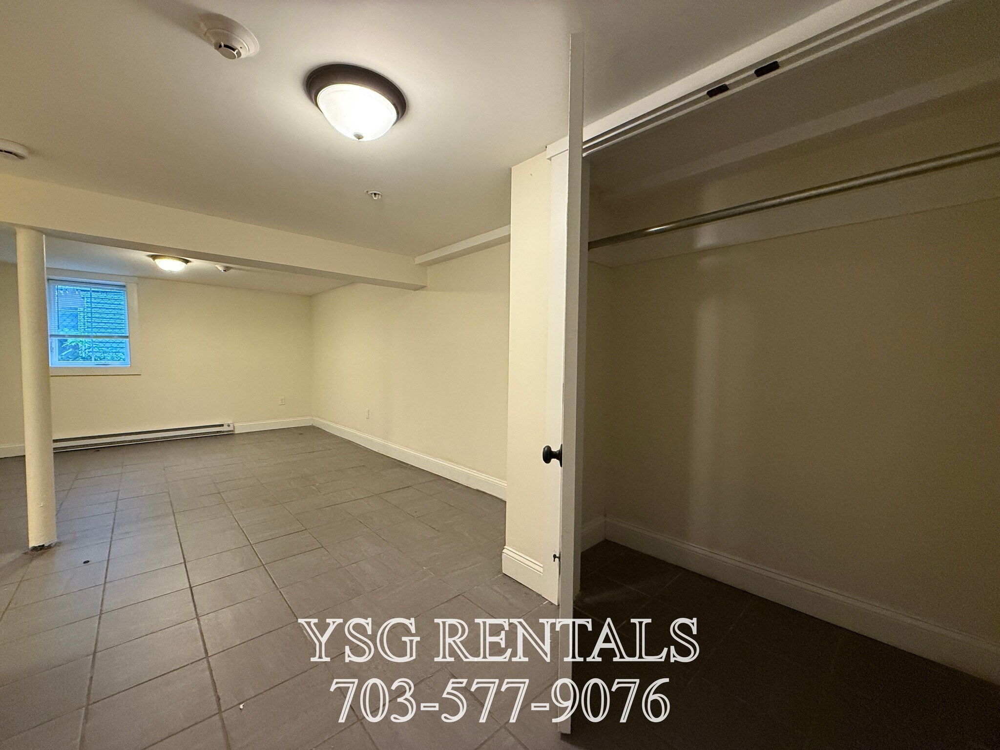 Building Photo - 24 Sunset St