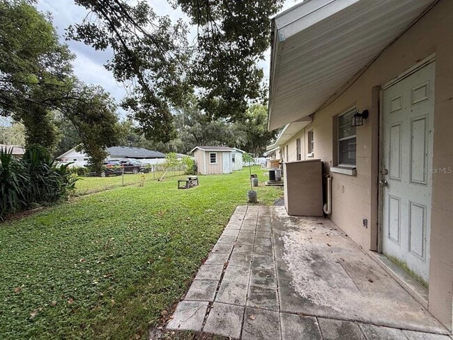 Building Photo - 10812 Hannaway Dr