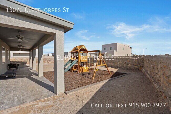 Building Photo - 13070 Cleethorpes St