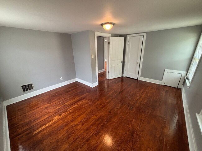 Building Photo - Beautiful 3 Bedroom/1 Bath Home in Lancaster