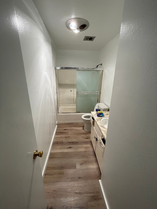 Building Photo - 5566 Tunitas Ave