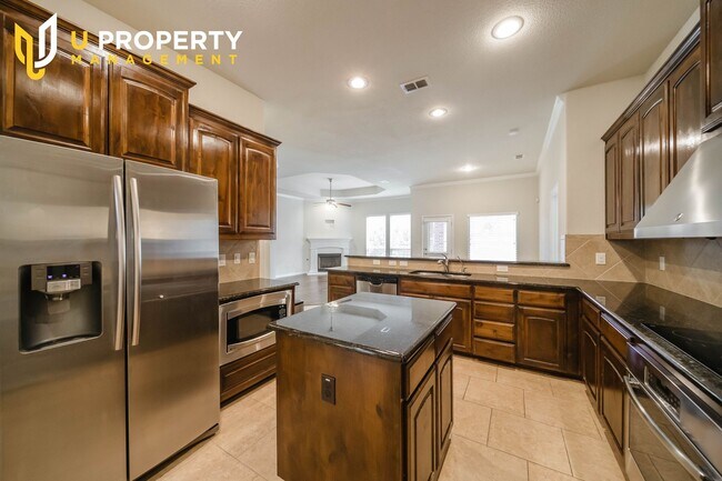 Building Photo - Gorgeous 2-story house in Denton