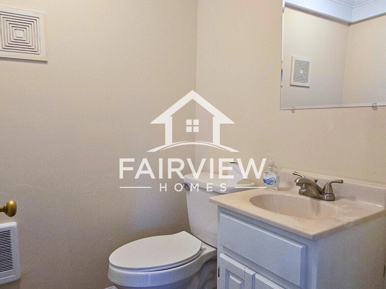 Building Photo - 2019 Georgia Ave