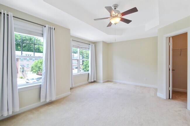 Building Photo - 2147 Yancy Ln