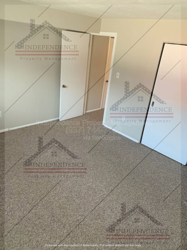 Building Photo - 470 Burman Ave