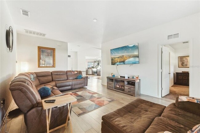 Building Photo - 111 Black Skimmer Ln