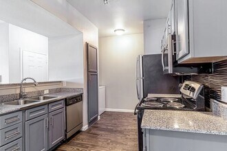 Building Photo - Pet-Friendly 2-Bed with Amenities!