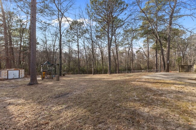 Building Photo - 6257 Lakehaven Dr