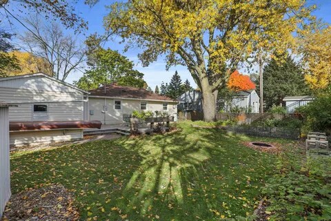 Building Photo - 4305 Doncaster Dr