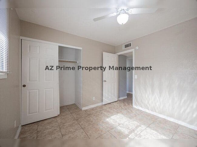 Building Photo - 7101 N 36th Ave