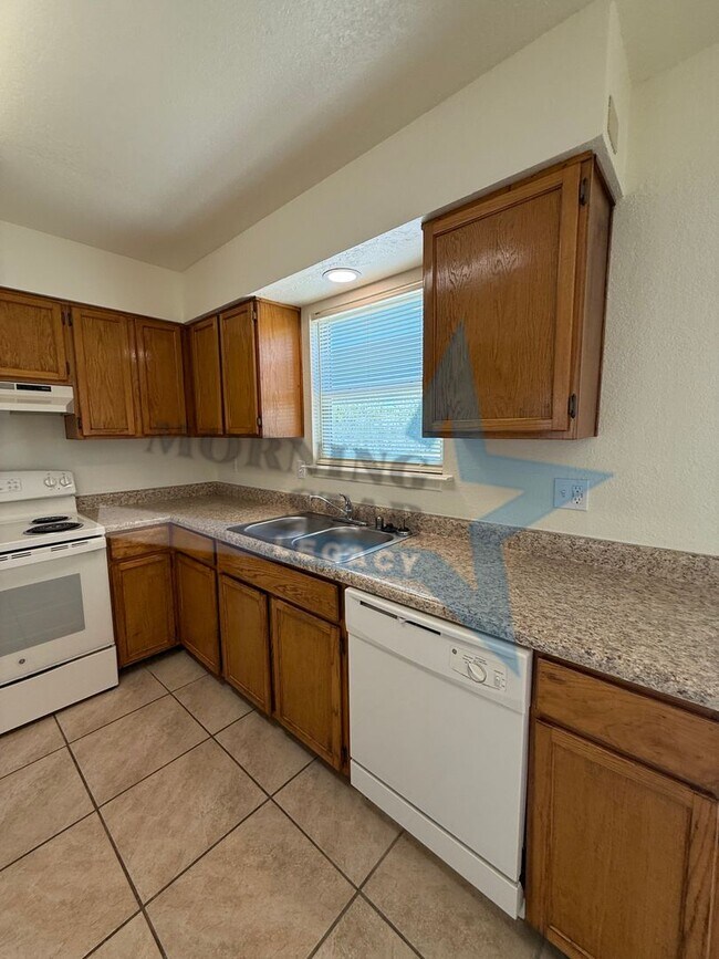 Building Photo - 5103 Micro Rd