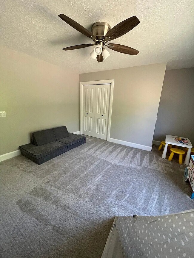 Building Photo - 10361 Ashley Park Dr