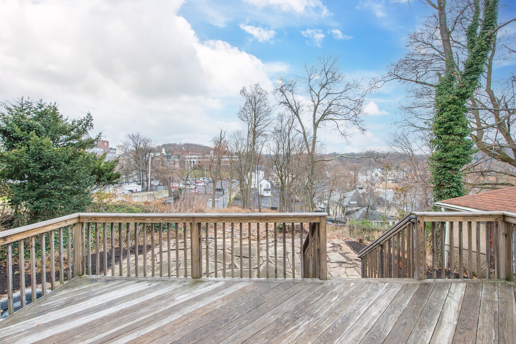 Deck with yard - 14 Prospect St