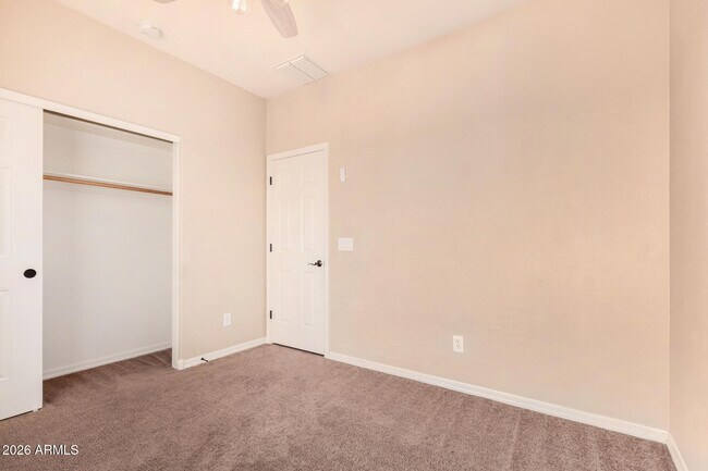 Building Photo - 3751 E Palo Verde St