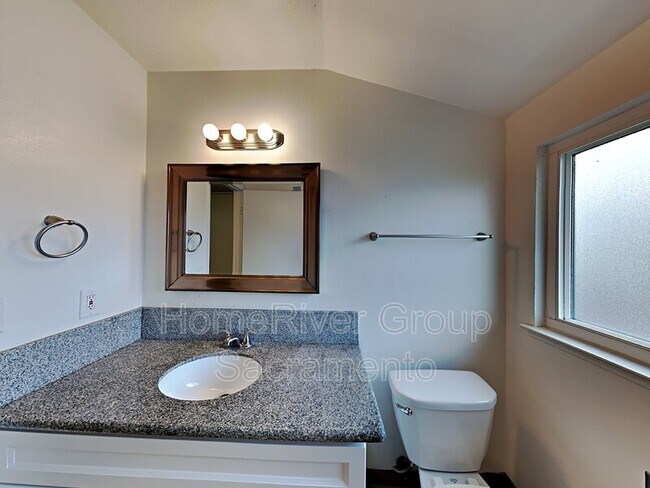 Building Photo - 431 Windward Way