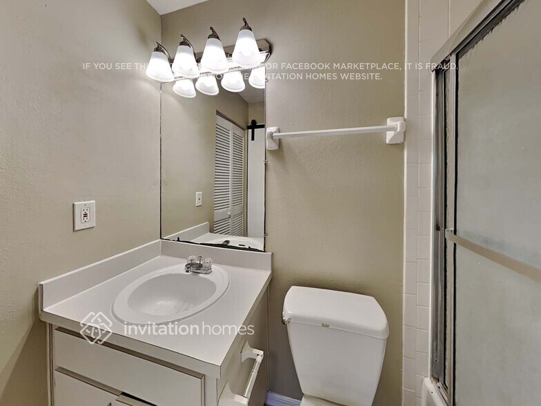 Building Photo - 10 Widgeon Pl