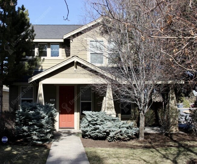 Primary Photo - Furnished 2 BR home in Old Mill district