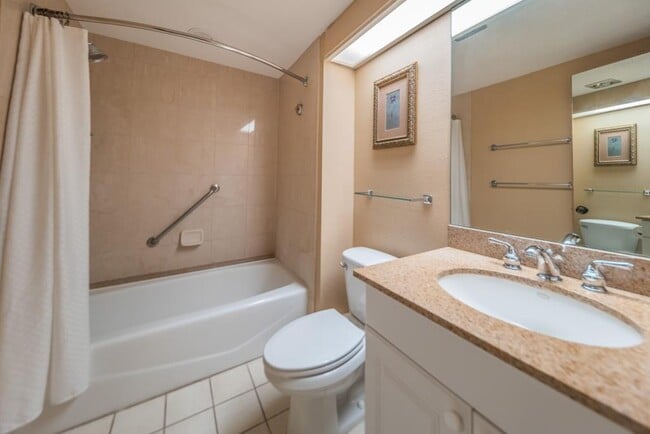 Building Photo - 36750 US Hwy 19 N