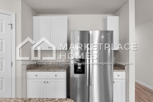 Building Photo - 7504 Delancey St