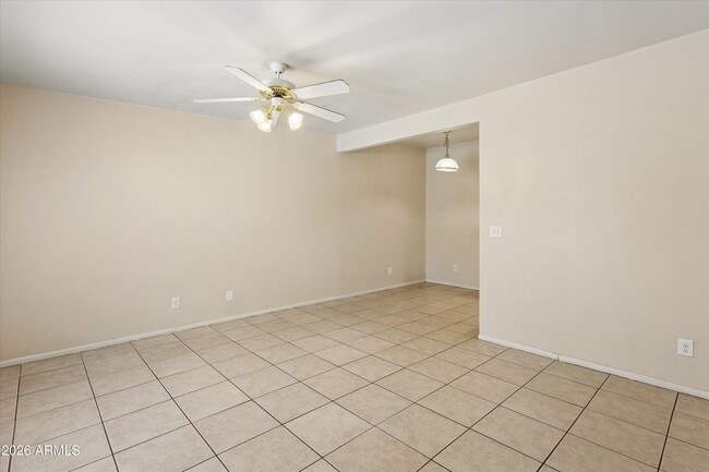 Building Photo - 7010 N 68th Dr