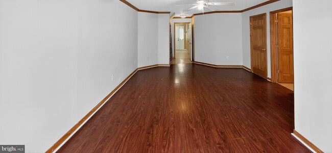 Building Photo - 2483 Lakeside Drive