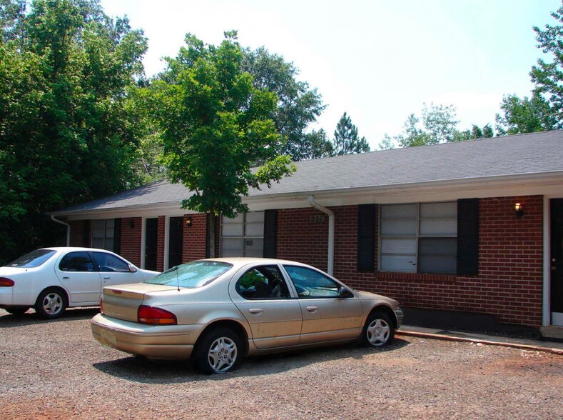 Building Photo - 220 Whitehall Rd