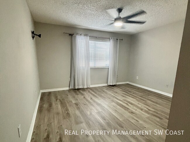 Building Photo - 10823 Brickside Ct