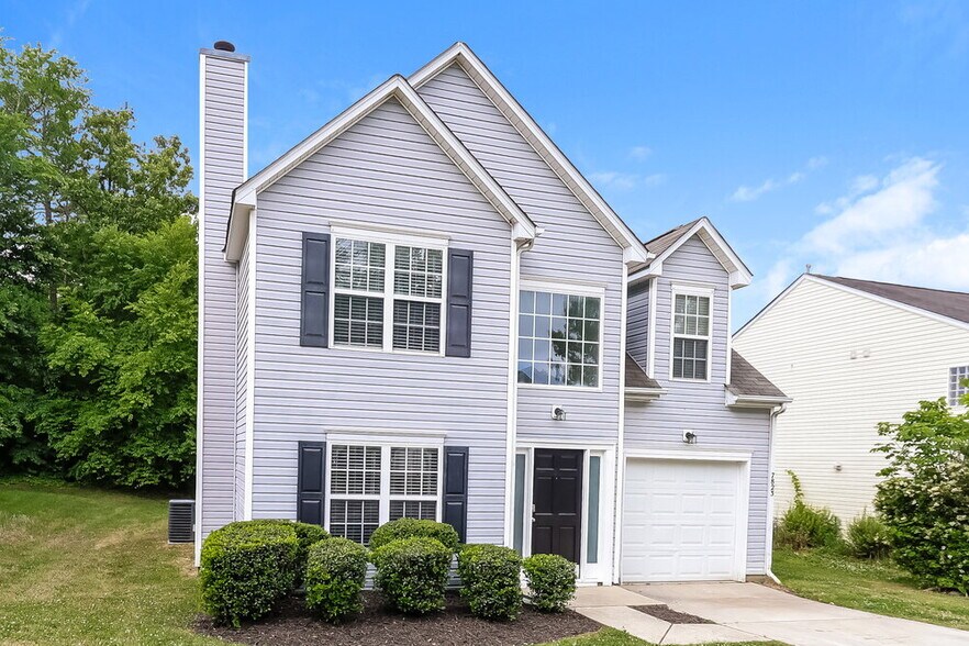 Building Photo - 7823 Montbrook Dr
