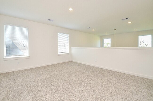 Building Photo - 8047 Marchese Dr