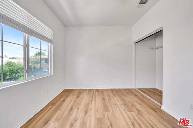 Building Photo - 23904 Calle Del Sol Dr