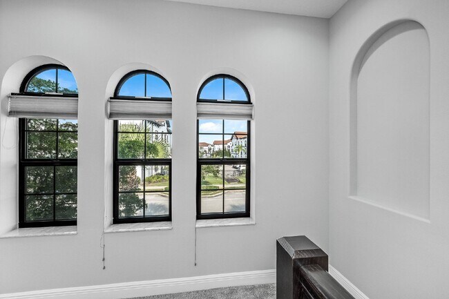 Building Photo - Live in the gorgeous, desirable Arrivas Vi...