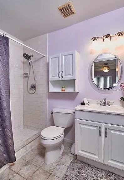 Building Photo - 8737 Bermuda Ln