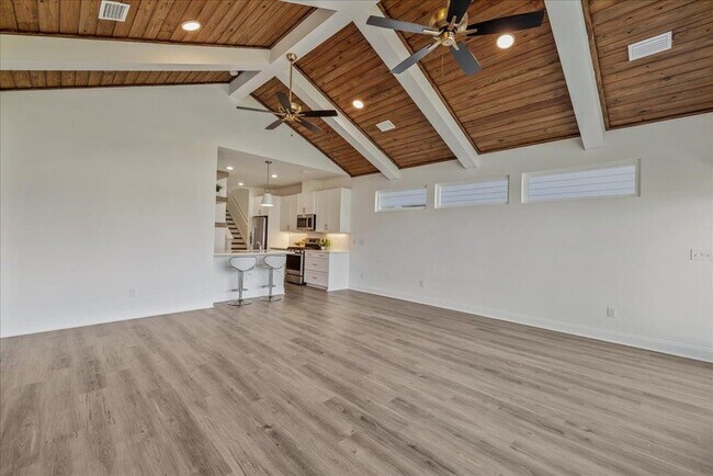 Building Photo - 5646 Native Oak Dr