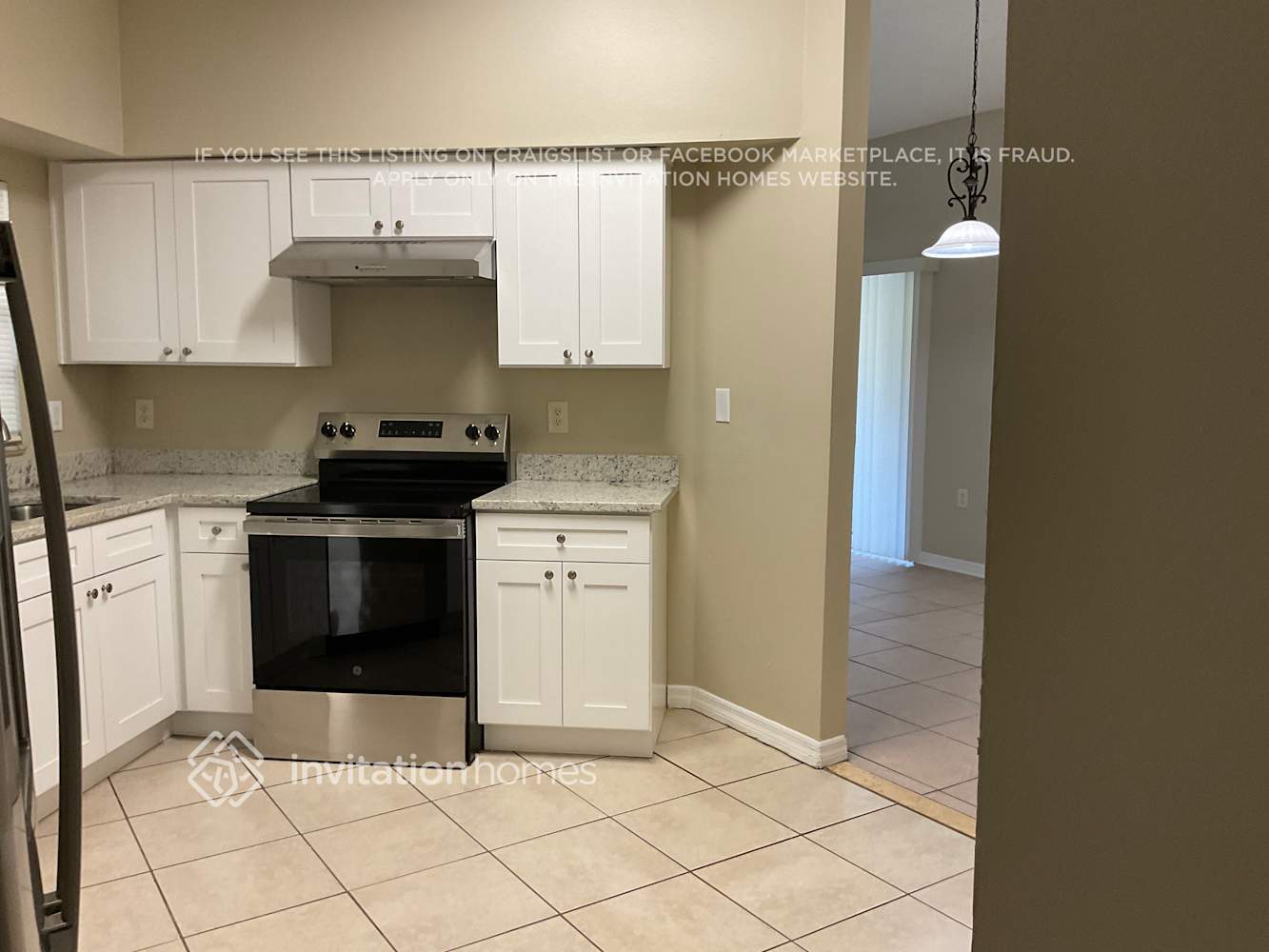 Building Photo - 1726 Lk Crst Ave