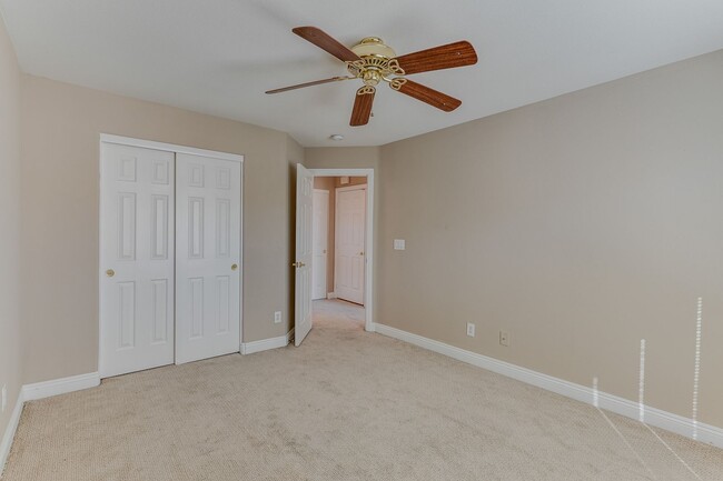 Building Photo - ** COMING SOON!!! ** Charming Henderson Townhome with Double-Sided Fireplace, Stainless Steel Kit...