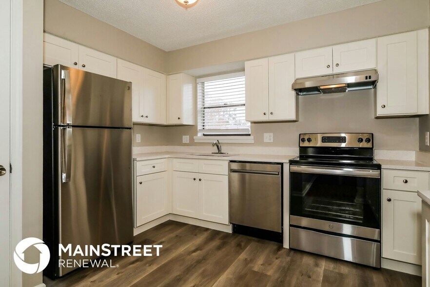 Building Photo - 5282 Buggy Whip Dr N